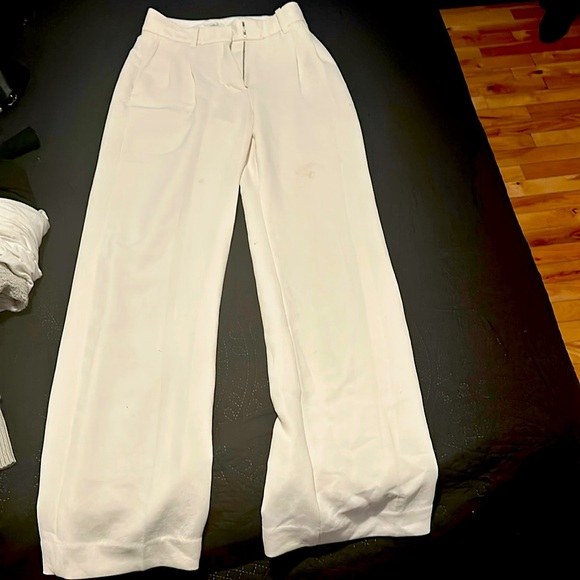 Aritzia Effortless Pants - Picture 2 of 6